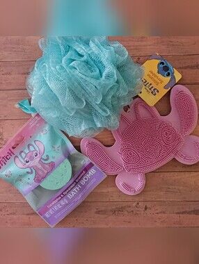 Disney Angel Silicone Bath Bomb And Silicone Scrubber Gift with mesh Puff